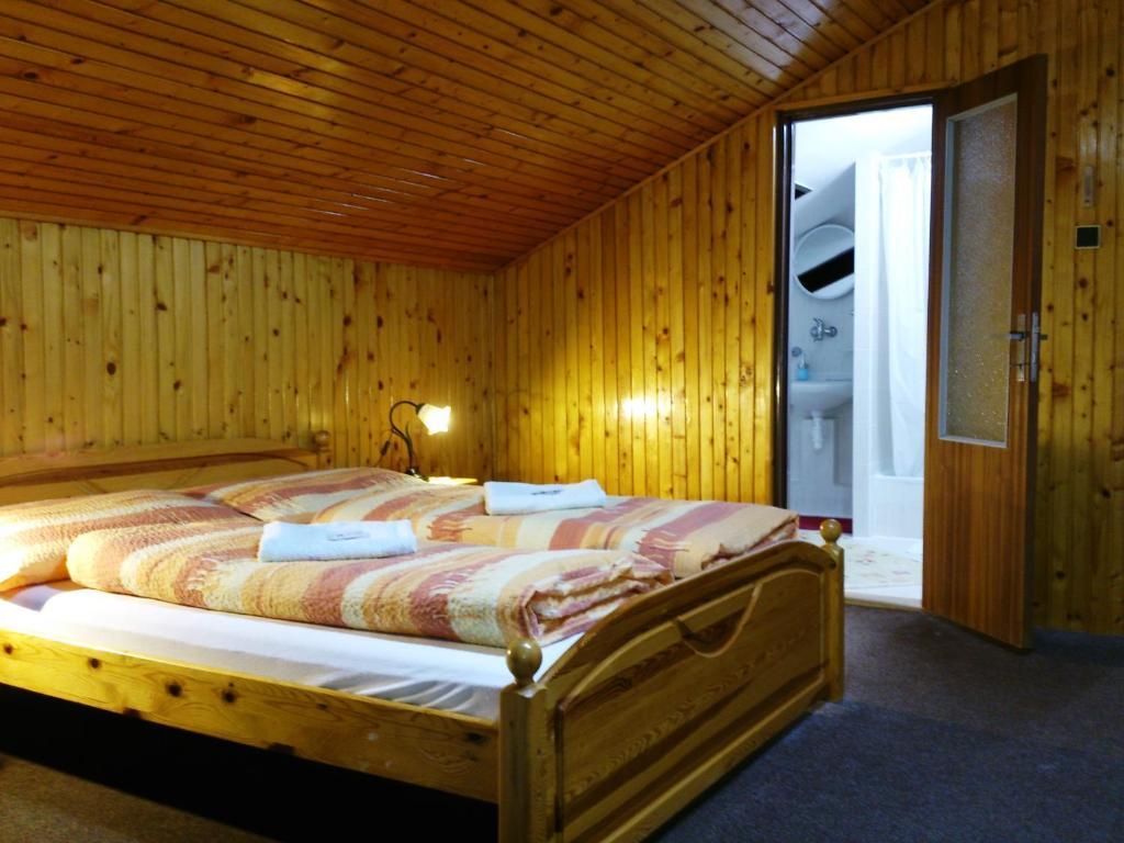 Sunnystreet Guesthouse Stará Lesná Buitenkant foto