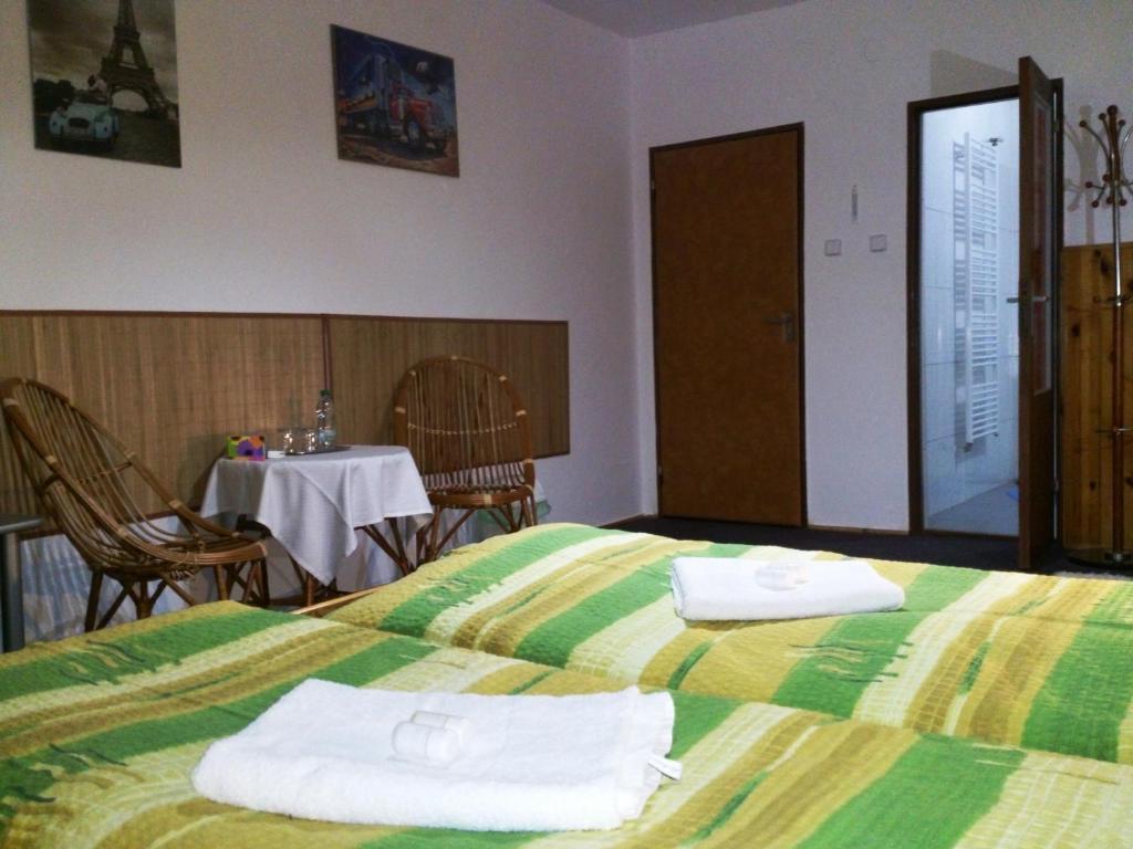 Sunnystreet Guesthouse Stará Lesná Buitenkant foto