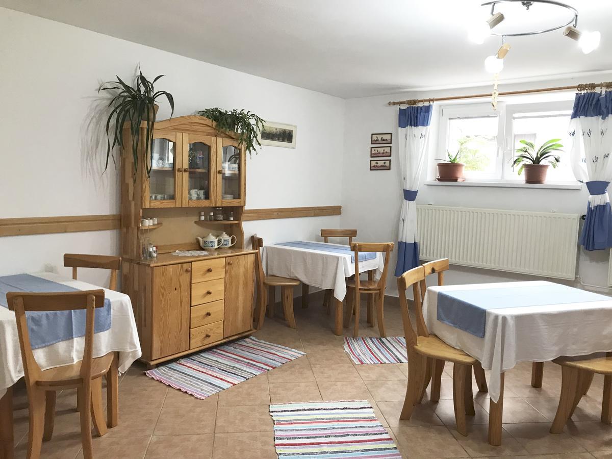 Sunnystreet Guesthouse Stará Lesná Buitenkant foto
